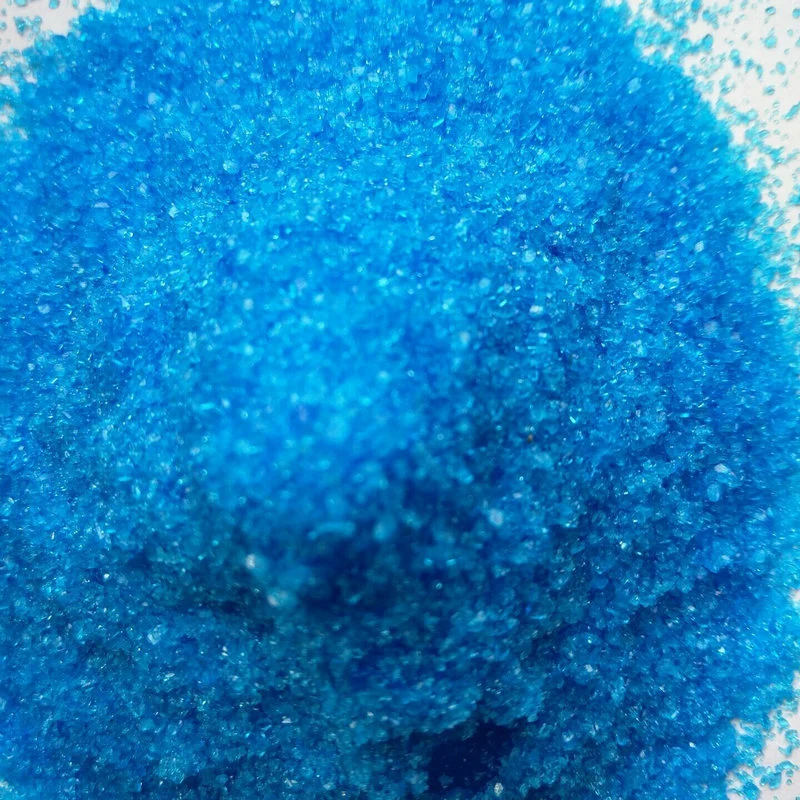 98% de pureté de l'engrais en granulés bleu vif de grade de sulfate de cuivre Sel de cuivre pentahydraté CAS 7758-99-8