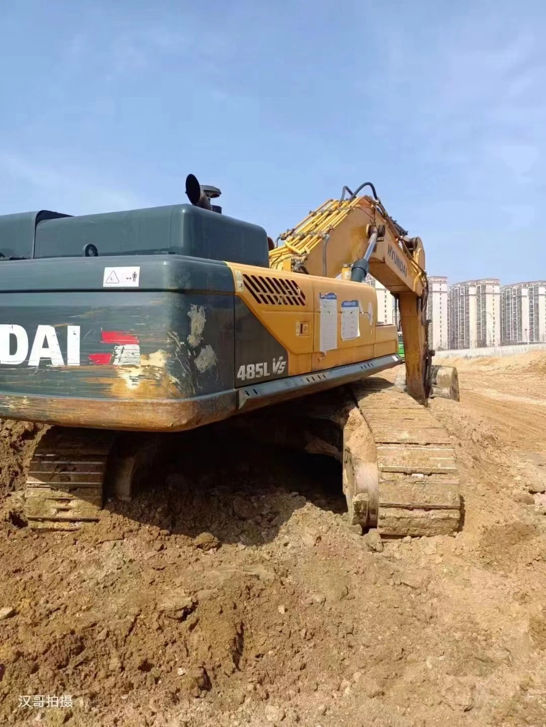 Second-Hand Hyundai 220-9 Excavators Heavy Machinery Hyundai 485 Crawler Earth-Moving Equipment Excavator Good Quality