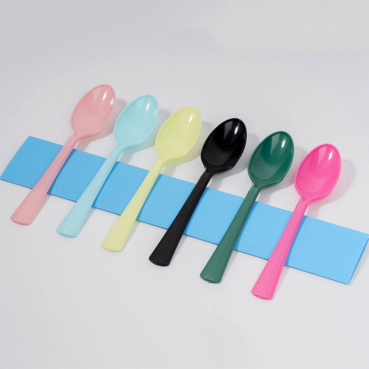 American Style Disposable Plastic Cutlery Colored Spoons (SZ-006)