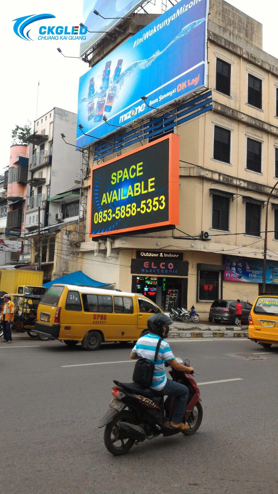 P8mm Outdoor Full Color LED Digital Advertising Billboard