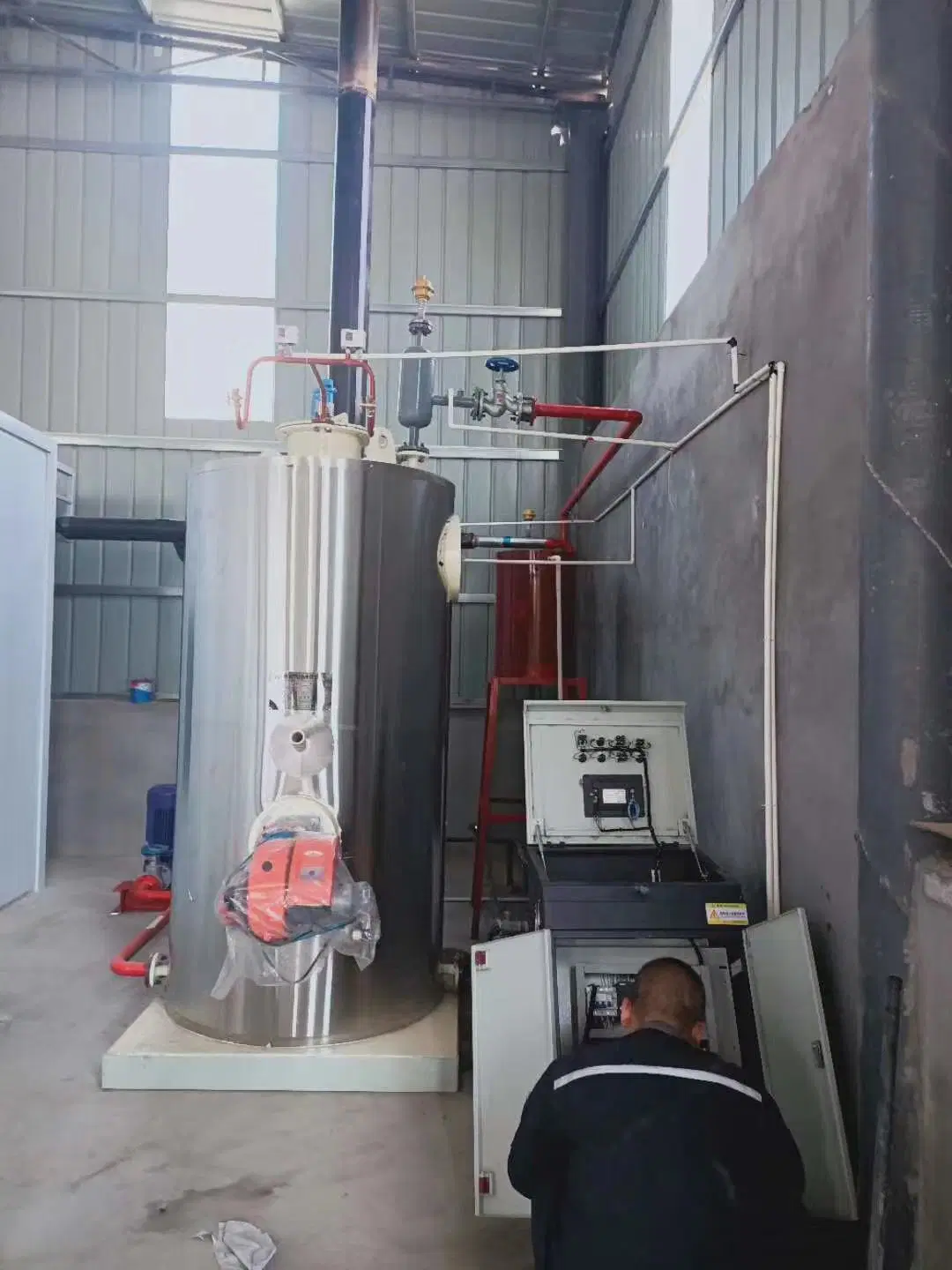 Vertical 0.6t/Hr Natural Gas Heavy Oil Fired Steam Boiler for Making Rebonded Foam