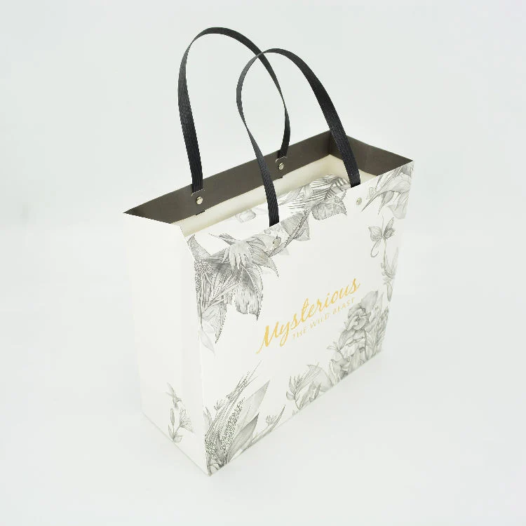 New Gold Logo Hot Foiled Stamping Gift Bags Packaging Kraft Paper Bag with Handles