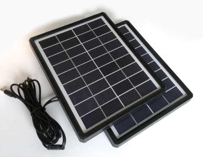 5W/10W Solar Panel Kits with 3 PC Bulbs and Mobile Charger for Household Lighting in off-Grid Area