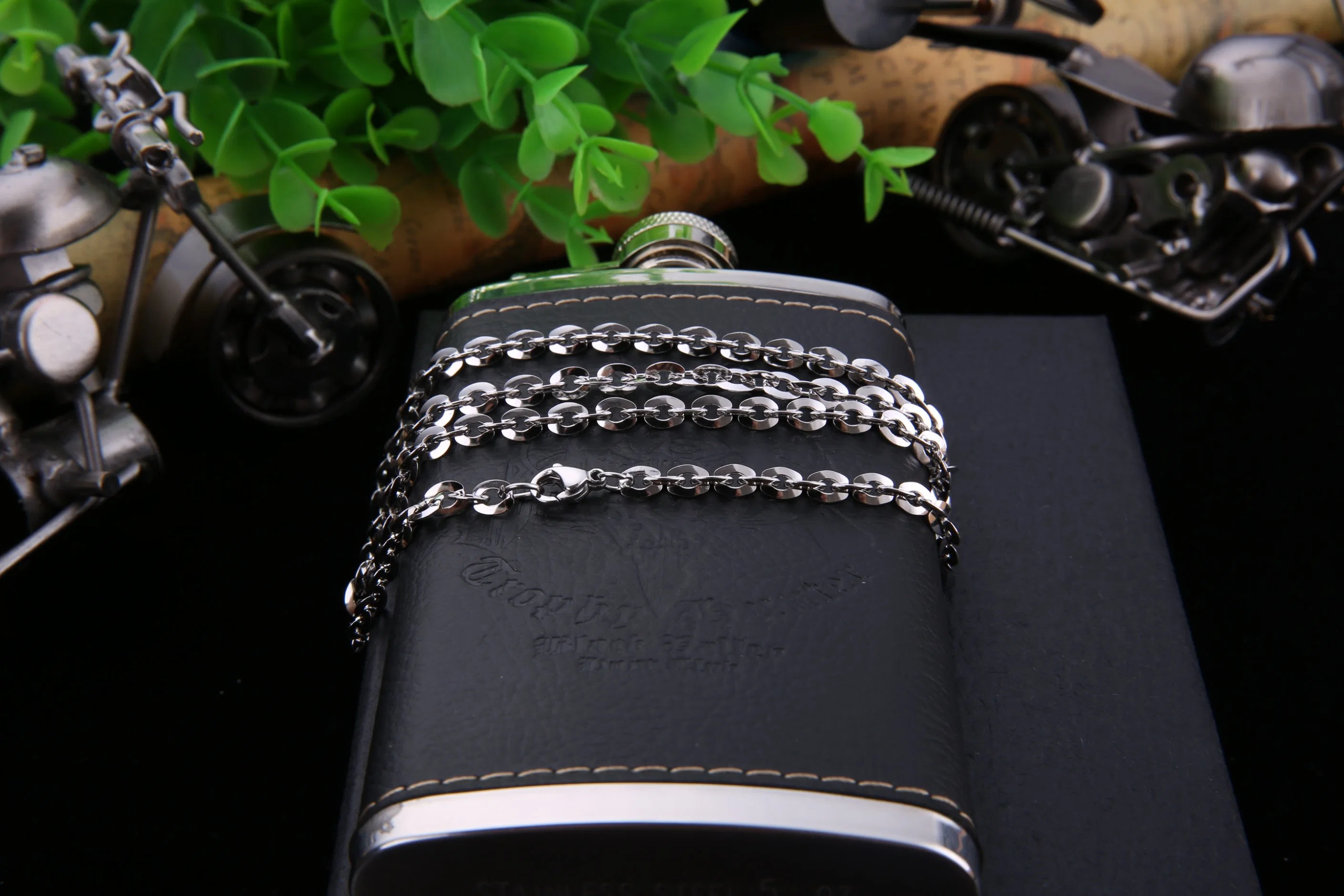 Wholesale/Supplier Stainless Steel Chain Necklace as Individual Costumn Wearing for Women Men