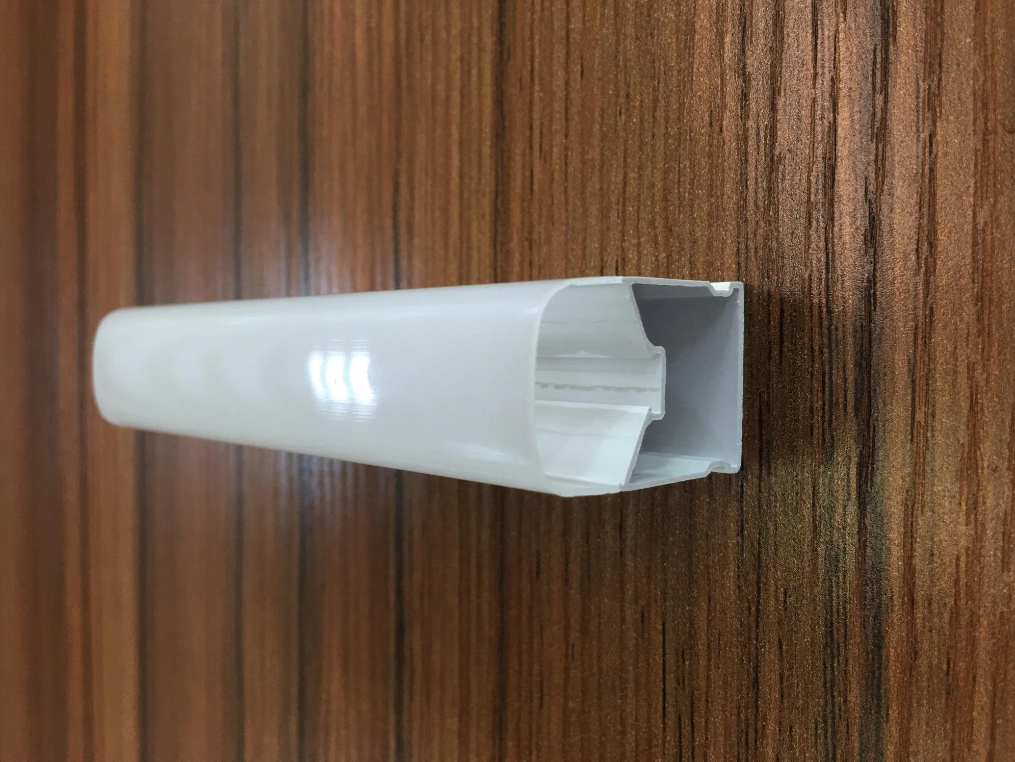 Plastic Extrusion Profiles for LED Bulb Cover