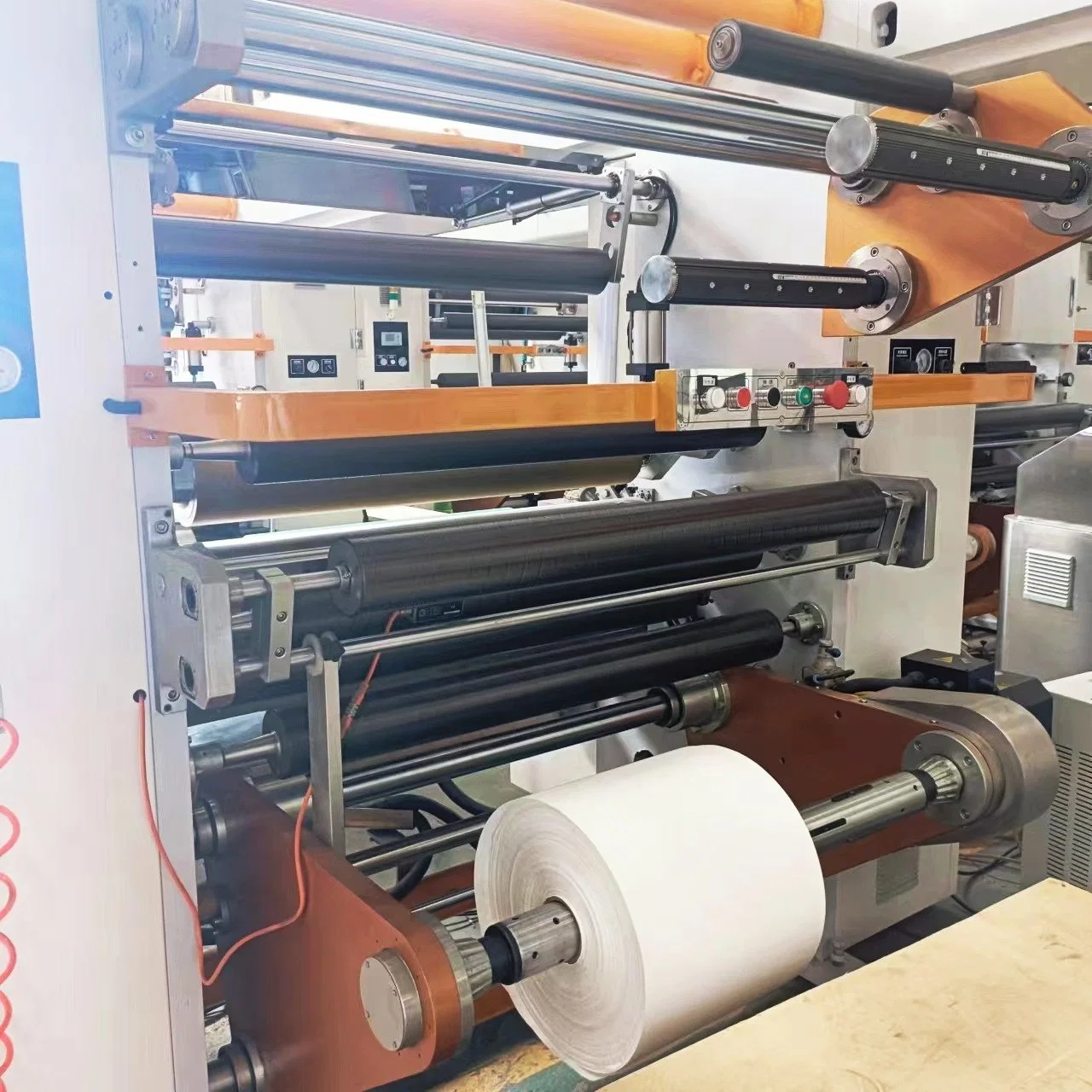 Multifunctional Solvent Less Lamination Machine for Kraft Paper