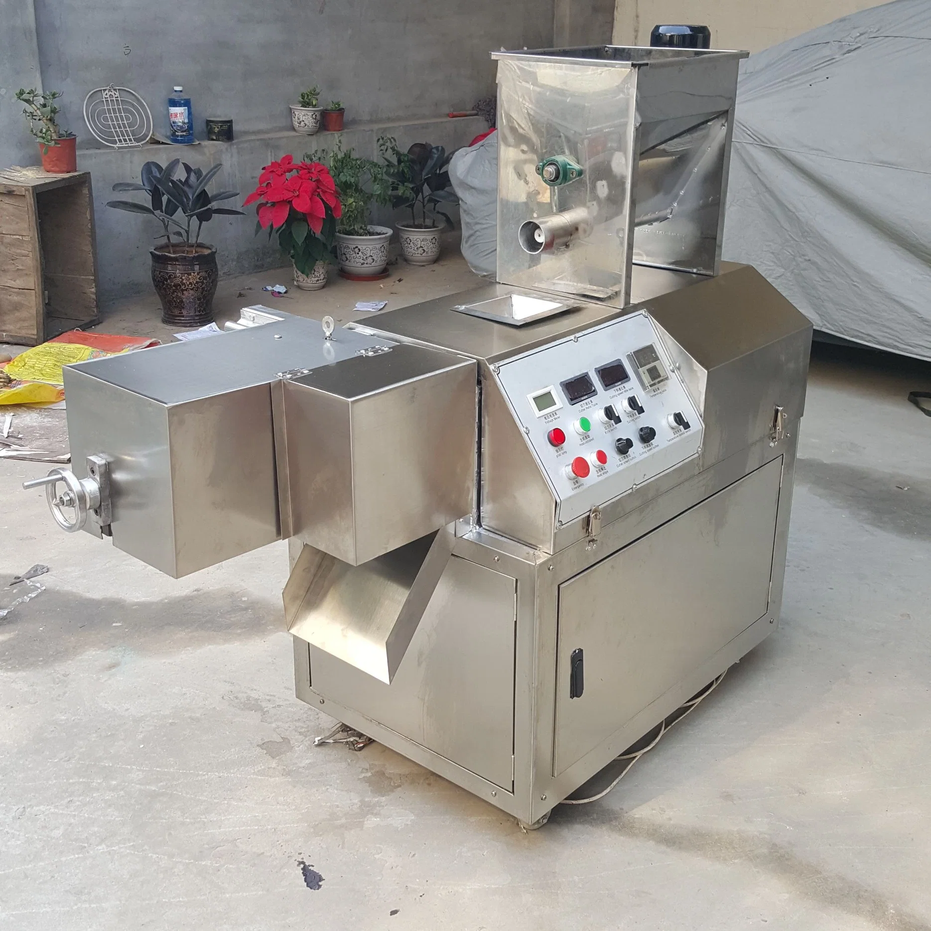 Commercial Puffed Corn Extruder Corn Puff Snack Extruder