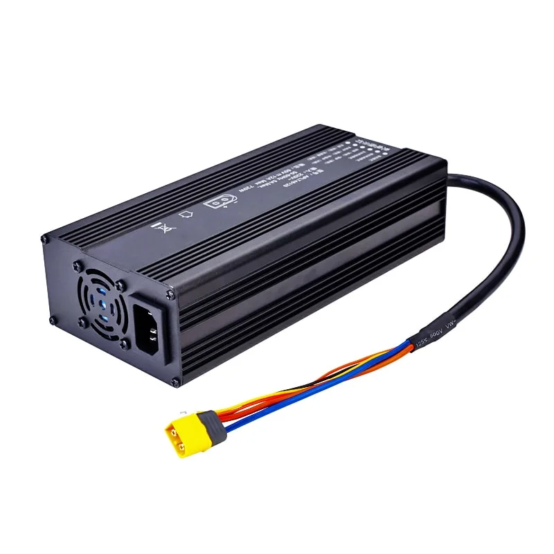 Cargador de batería 8s 24V/25,6V 10A 12A 360W LFP LiFePO4 LiFePO 4 Cargador inteligente DC 28,8V/29,2V 10A 12A con protocolo CANbus