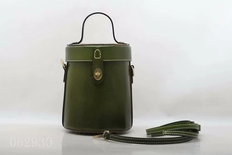 Special Handmade Good Quality Bucket Bag (F062930)
