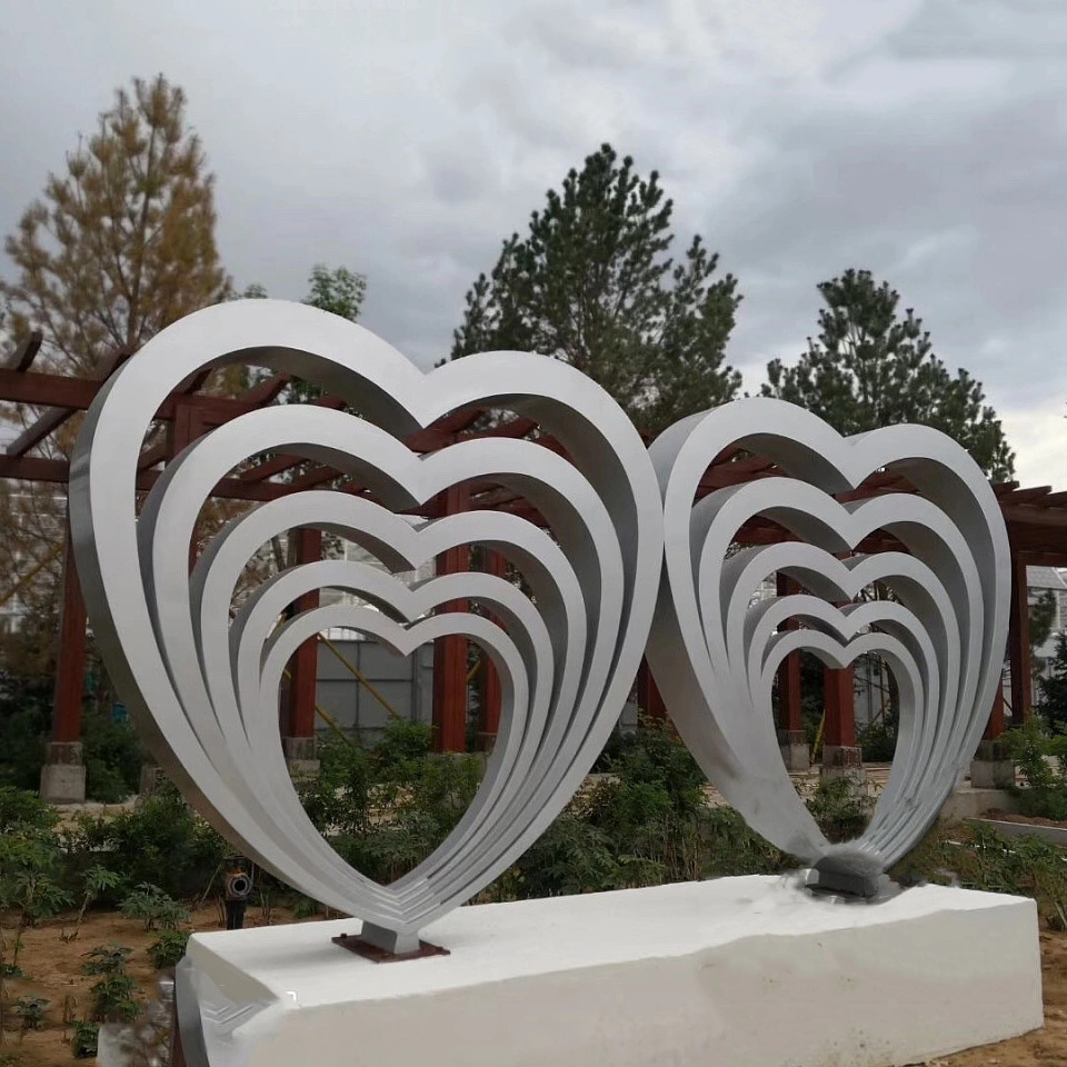 Jardín de patio Navidad Arte Metal regalos Personalizar corazón de acero Estatua