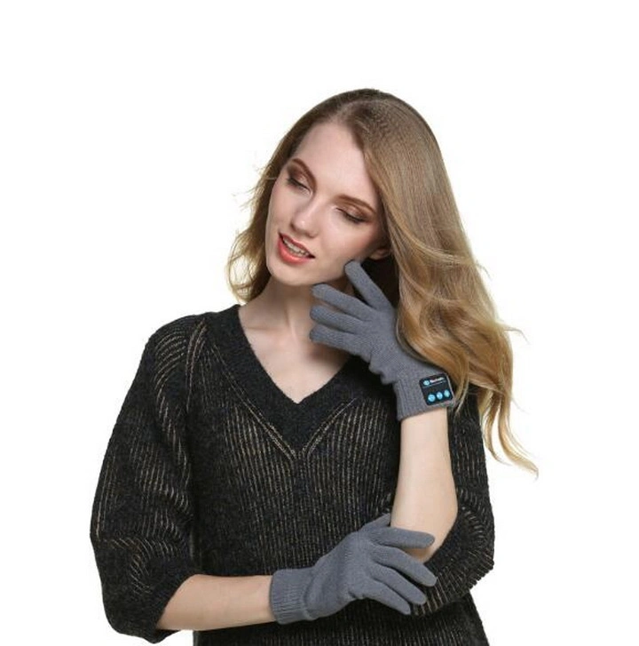 Customized New Style Knitted Bluetooth Gloves