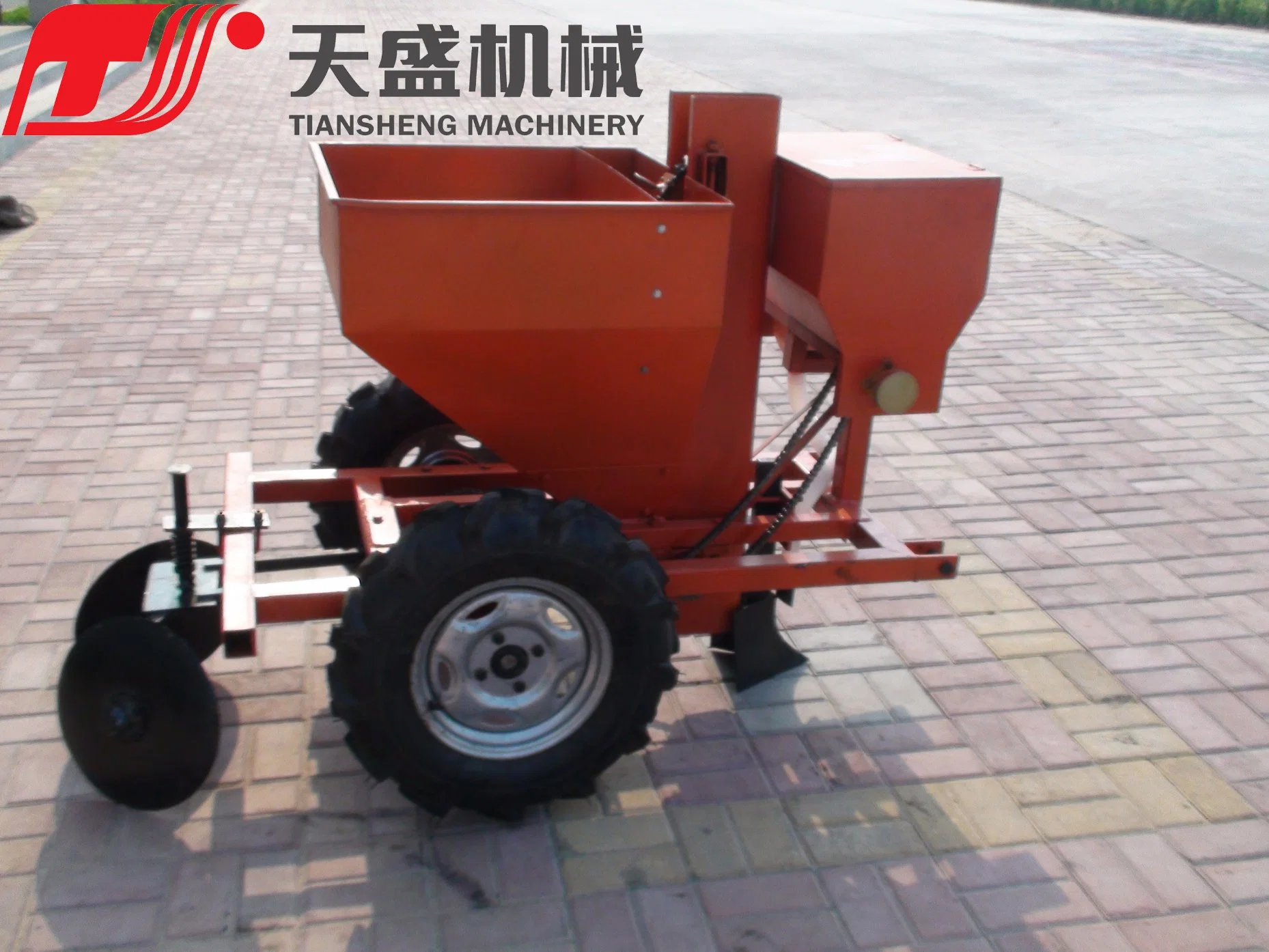 New Walking Tractor Low Price Manual Seeder Machine Garlic Seeder Potato Planter10%off