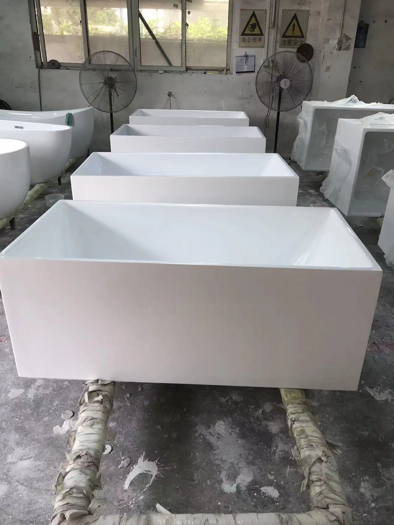 Best Prices Independent Resin Bathtub with Shower Mixer Dx6044