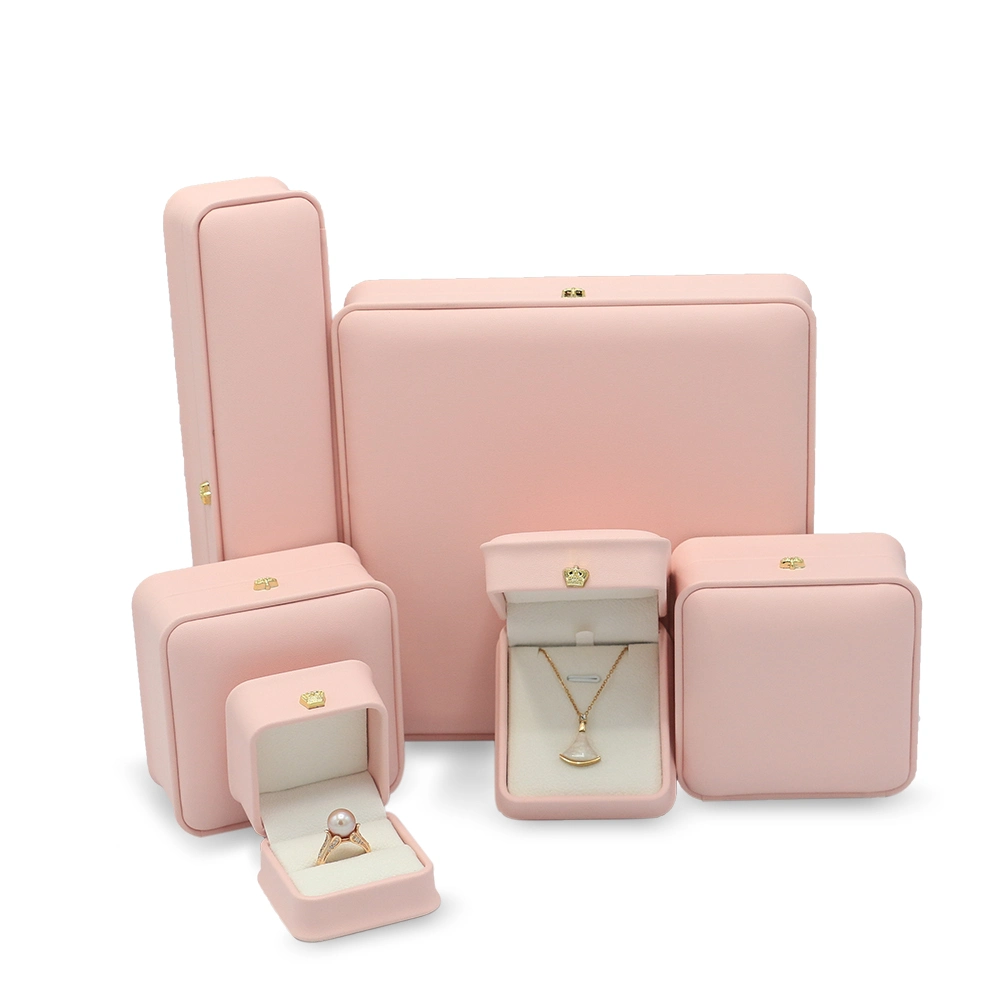 Custom Logo Cardboard Genuine PU Leather Ring/Earrings/Pendant/Bracelet /Watch Gift Pack Jewelry Jewellery Set Packaging Storage Display Box with Insert Light