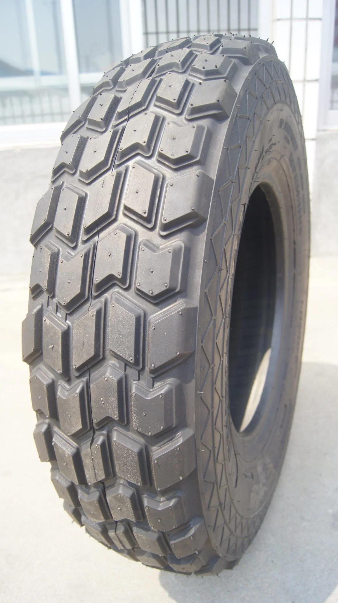 Конструкция Dunlop LTR PCR Sand Grip, Sand Tire (750R16) /Loader/ Inner Tube/ Rubber Tire /Radial