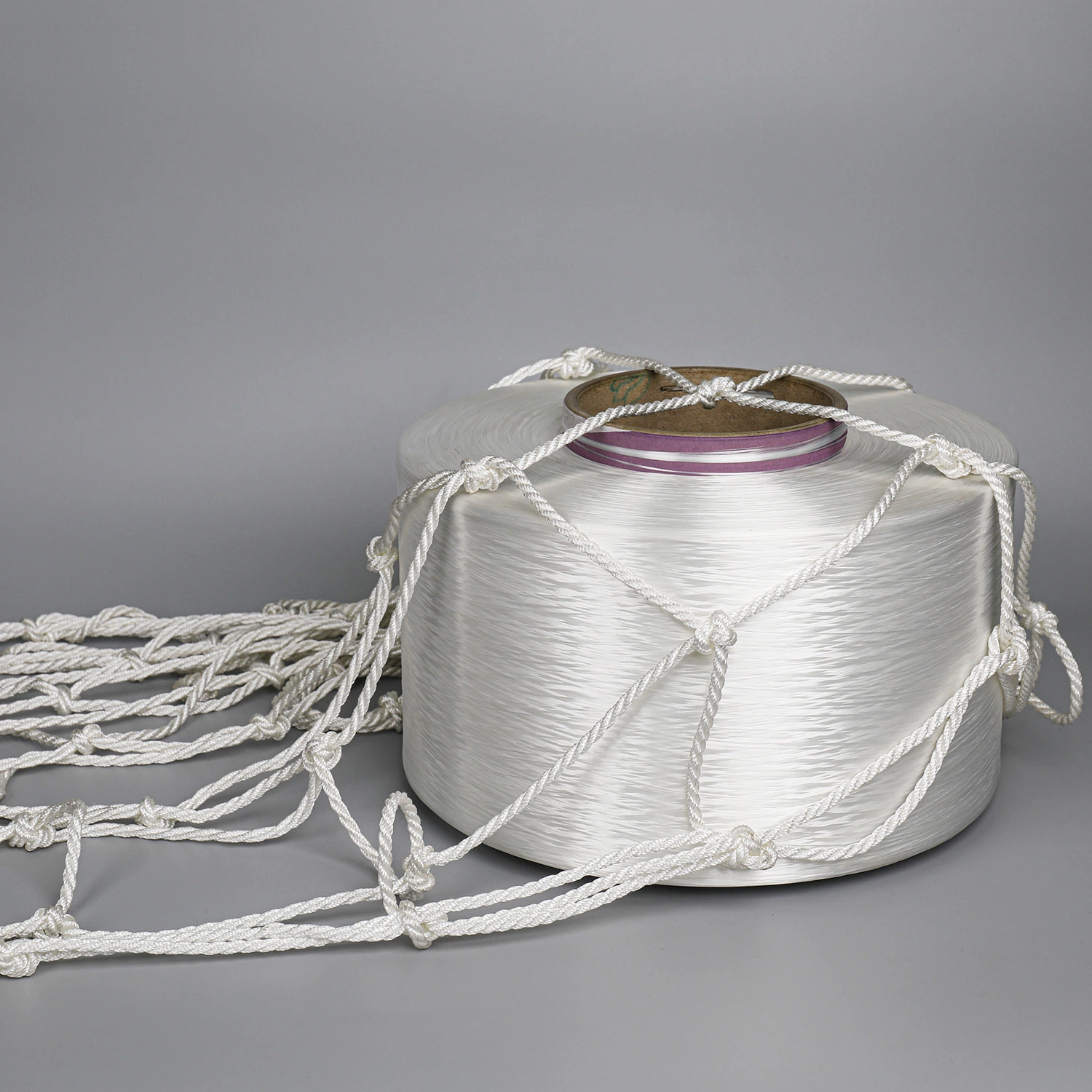 1500d Filament de fil de polyester à haute ténacité et faible rétrécissement