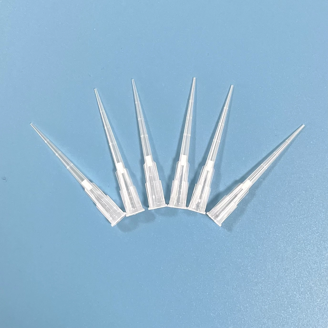 Laboratorio Médico desechables de plástico esterilizada puntas Puntas de pipeta Universal 10UL con filtro sacudido ARN ADN libre