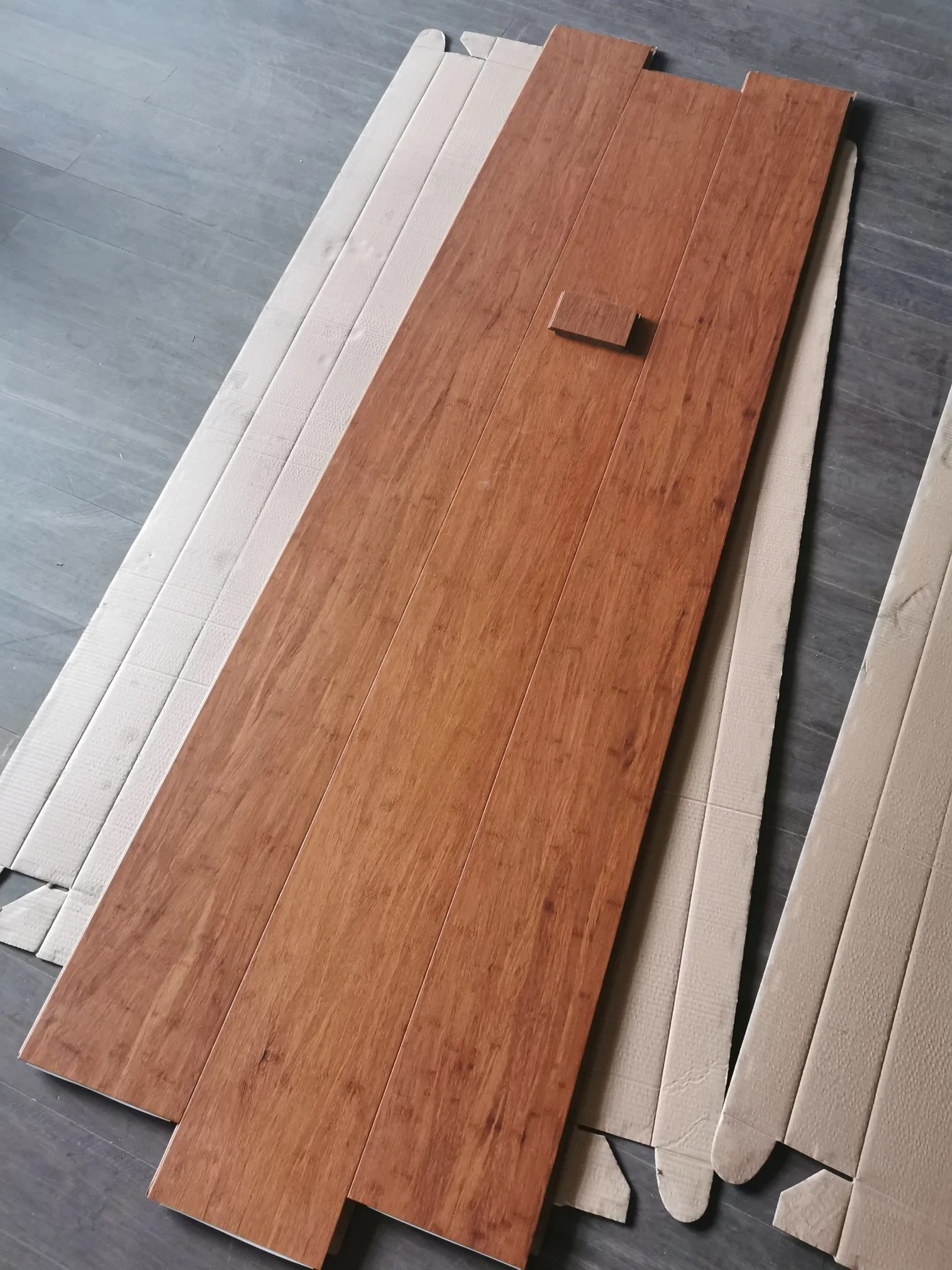 2019 Solid Waterproof & Fireproof Bamboo Flooring/Floor/Panel on Sale