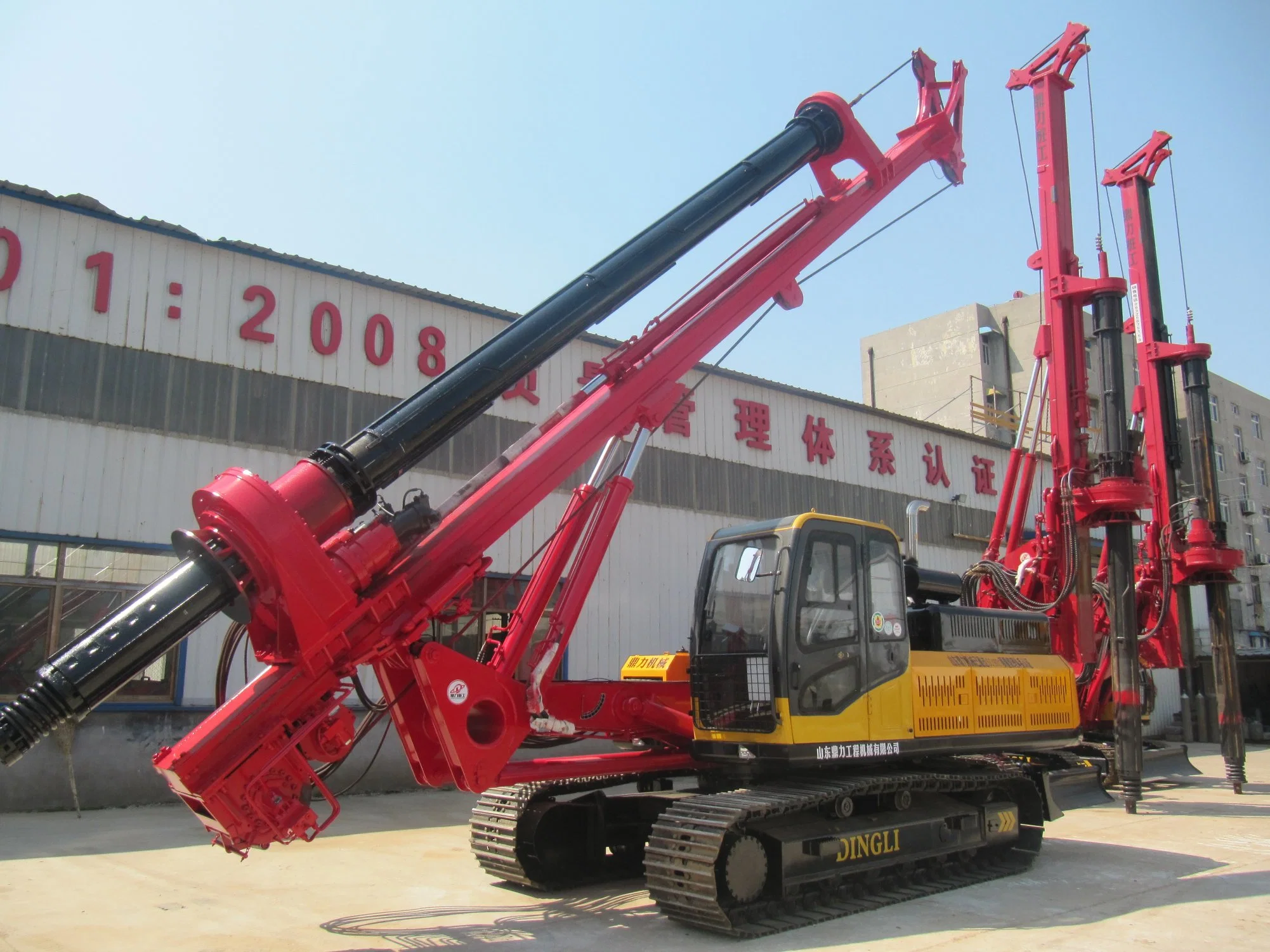 China Manufacture Top Quality Africa Custom Hydraulic Pile Drilling Machine Tractor