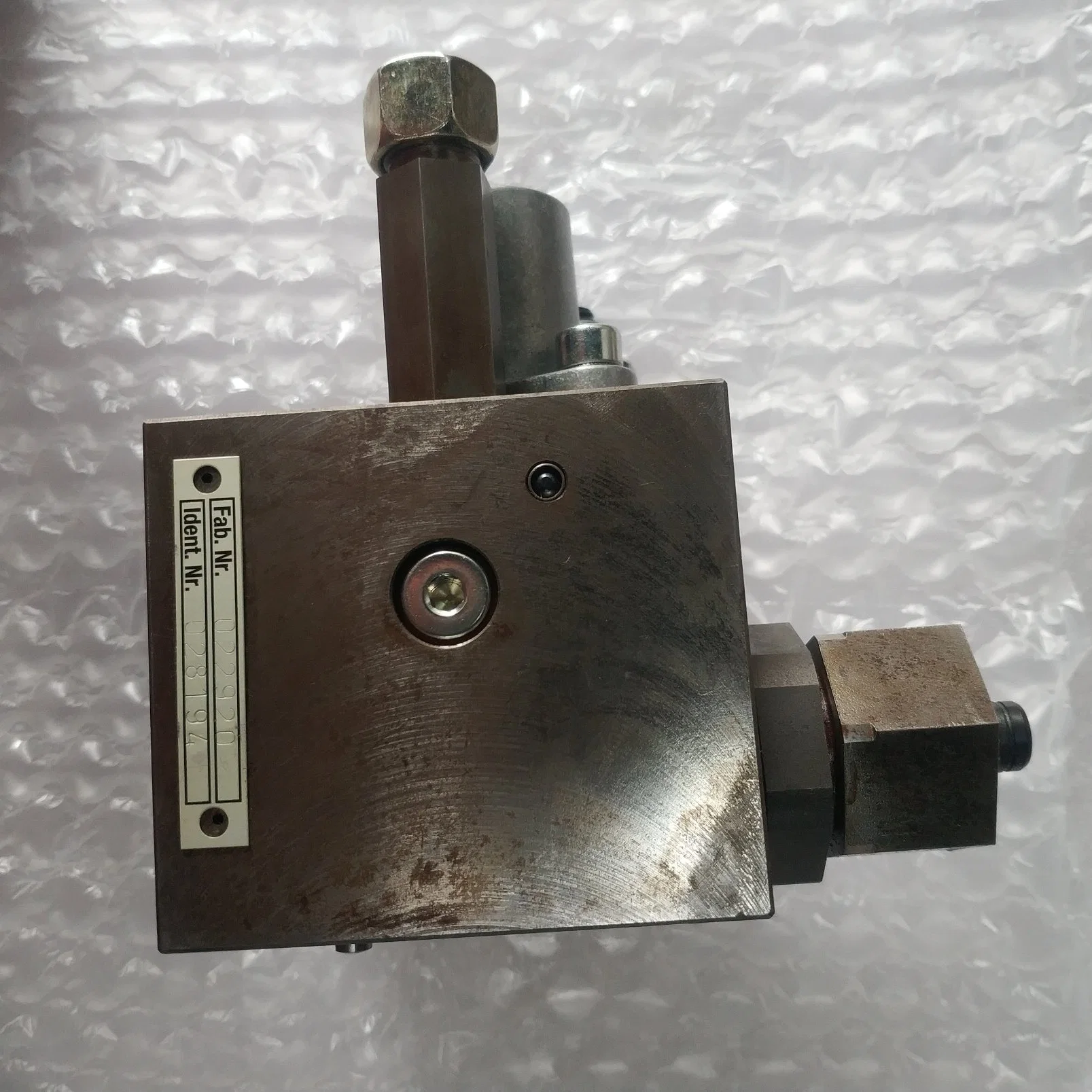 P1 Control Block 028194 Control Valve Device 022920 for Polar 115 ED Cutte Cuting Machine