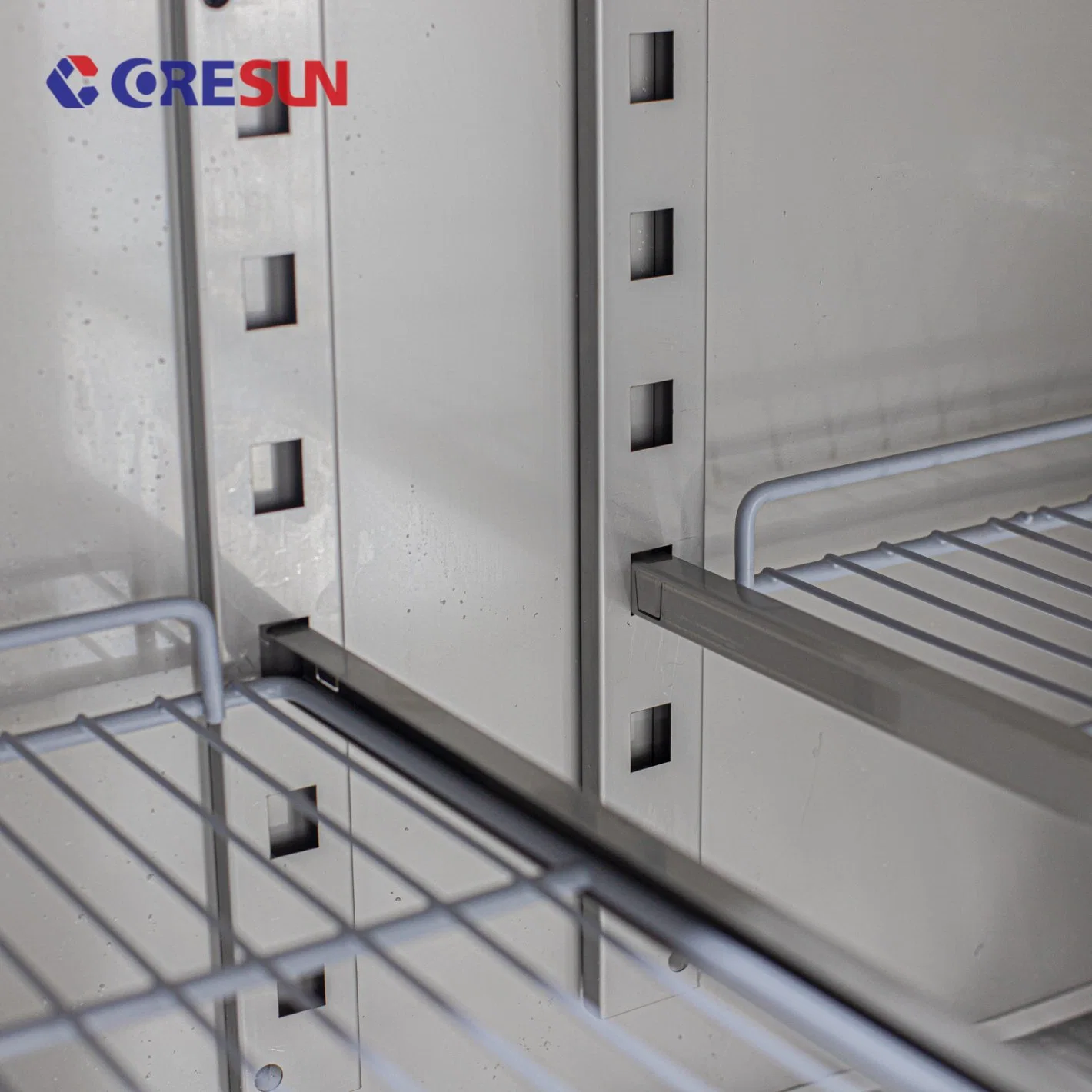 Tres Puertas Equipo de Refrigeración Mesa de Trabajo de Acero Inoxidable Congelador Congelador Bajo Mostrador Refrigerador