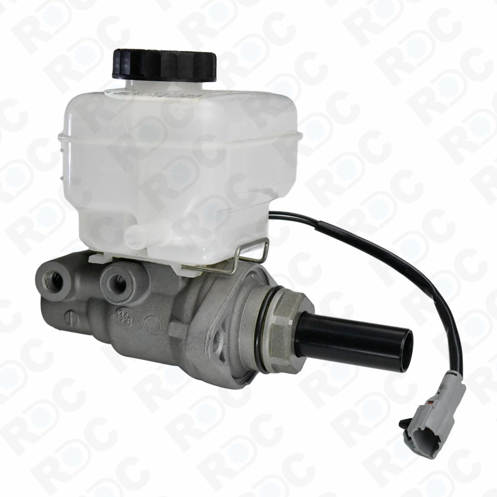 Auto Parts Brake Master Cylinder for Toyota Hiace /Commuter OEM No 47207 26010 From China