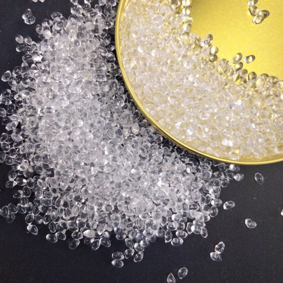 Polyether TPU Granules Ecofriendly Biodegradable TPU Hot Melt Adhesive TPU Material