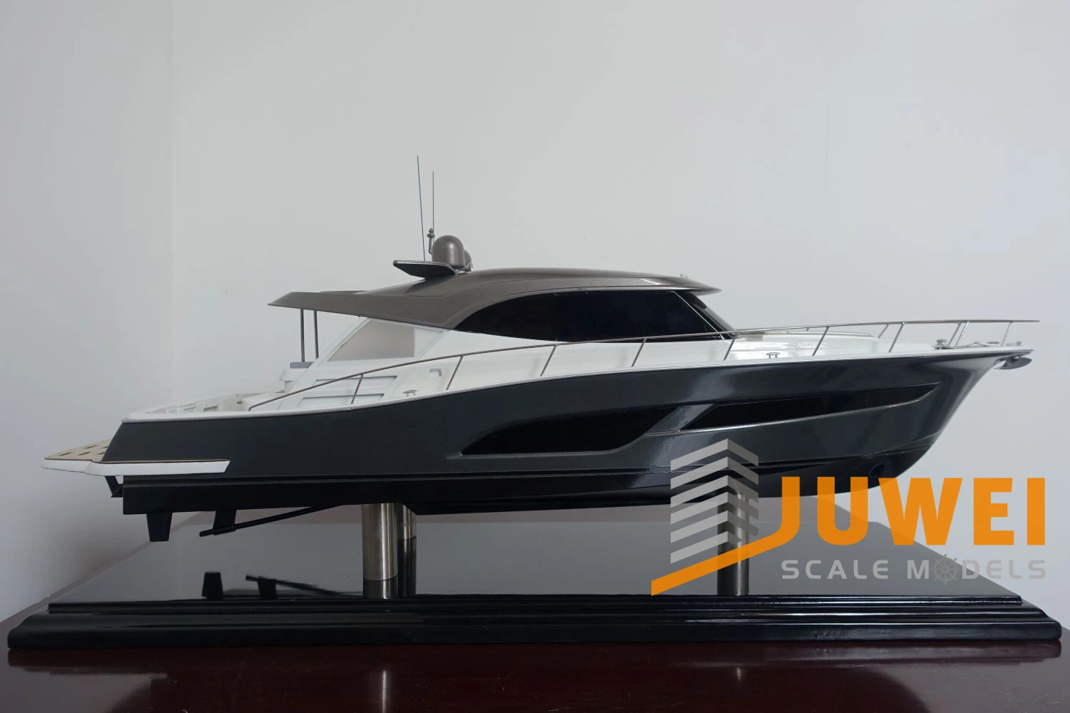 Handmade Yacht and Vessel Model Maker (JW-07)