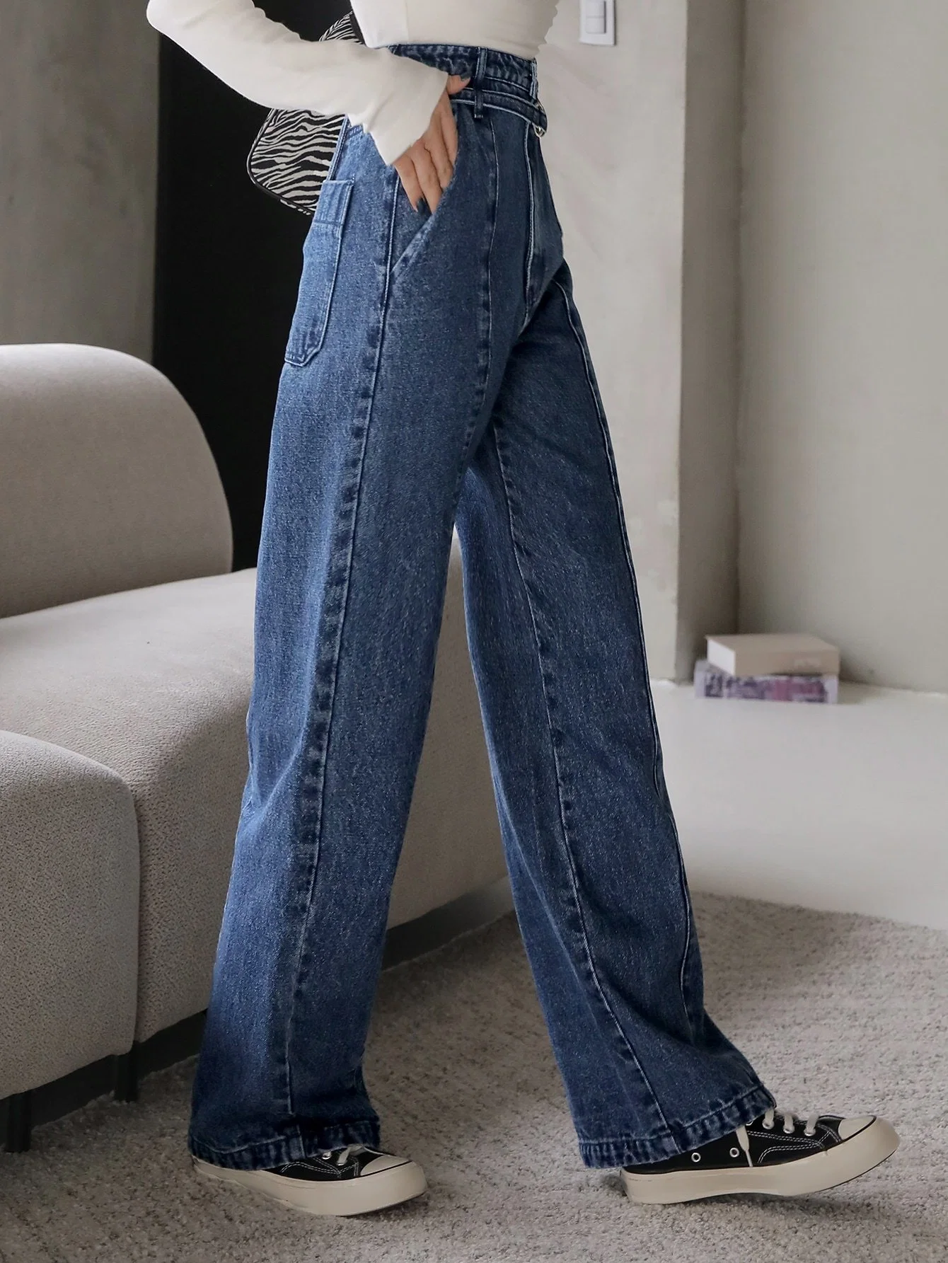 Wide Leg Middle Blue Color with Tape on Waist Cut Seam on Front and Back High Wasited Women Denim Jeans OEM&ODM New Fashion Design