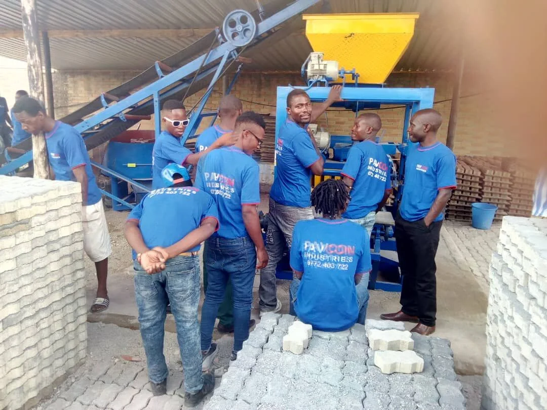 Construction Building Concrete Block Making Machine Qt4-24 Brick Making Machine in Ethiopia