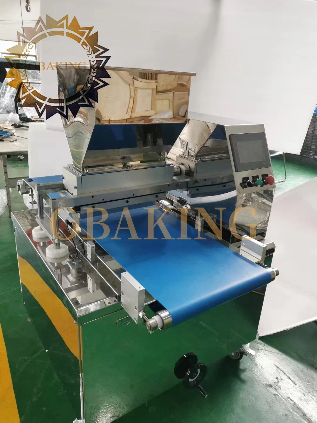 Commerical Cake Bakery Equipment Industrial Automatic Sandwich Cake Swiss Roll Production Line