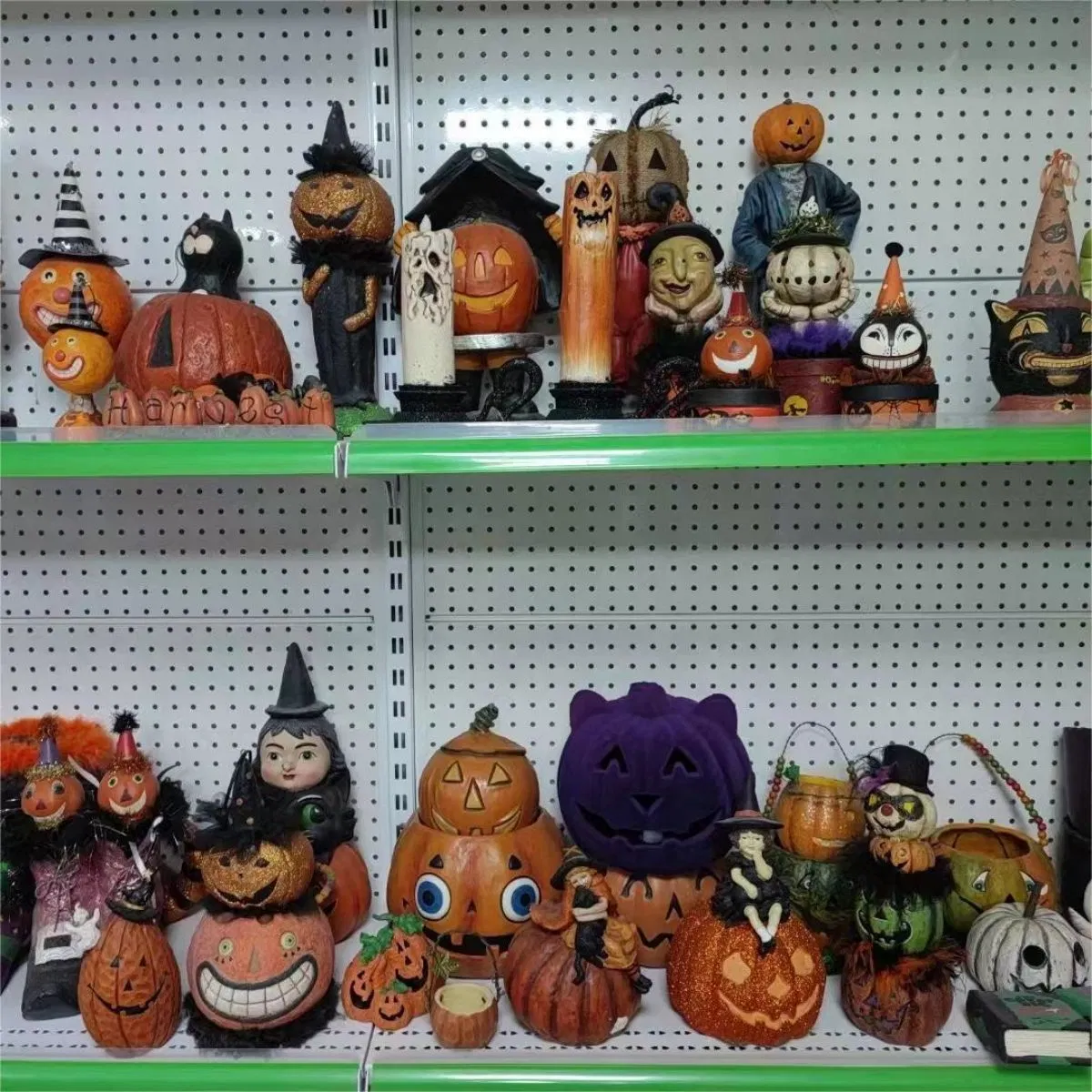 OEM Factory Customized Halloween Festival Decoration Halloween Holiday Home Decor Wholesale/Supplier Resin Crafts Halloween Black Cat Craft Manufacturer in China