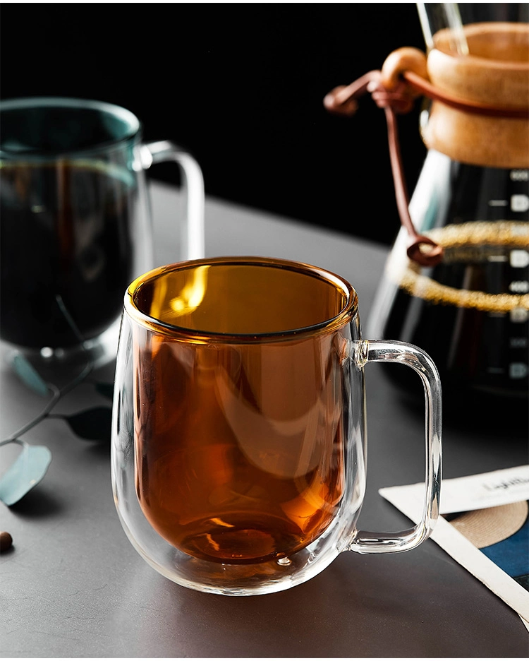 La verrerie de la promotion de gros tasse tasse en verre coloré personnalisé Mug magique pour l'été à la vente