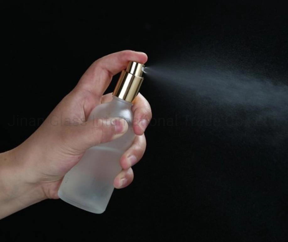 Frosted Glass Pressing Skin Care Products Into Empty Cosmetic Bottles Glass Pipe