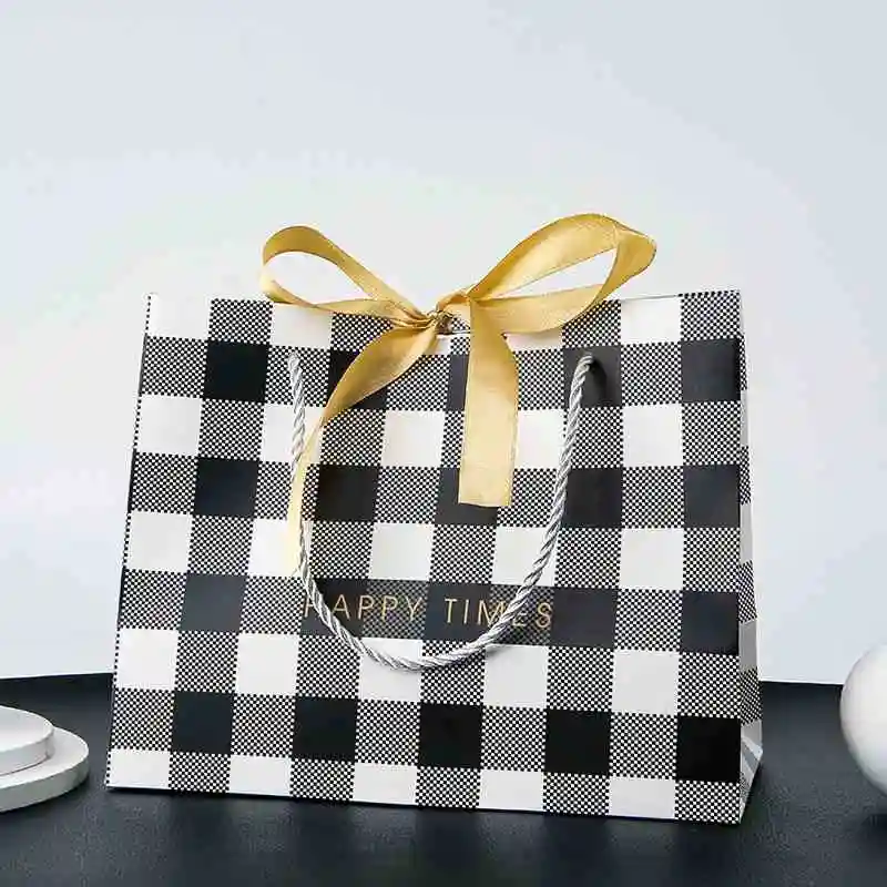Customized Paper Packaging Jewelry Bags Recycled Handbags Luxury Handbag Fashion Shopping Gift Bag