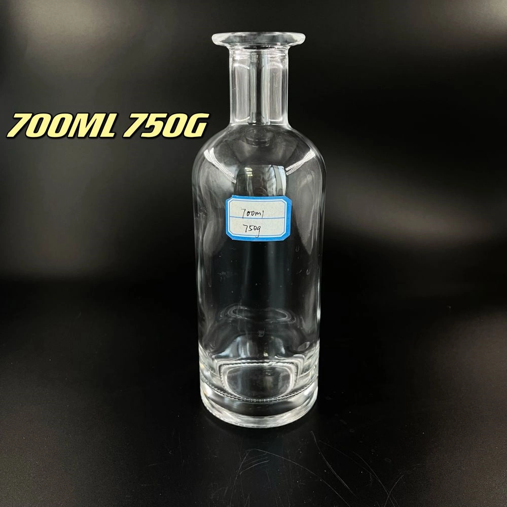 700ml Round Clear T Neck Glass Liquor Spirits Bottle for Gin Vodka Whisky