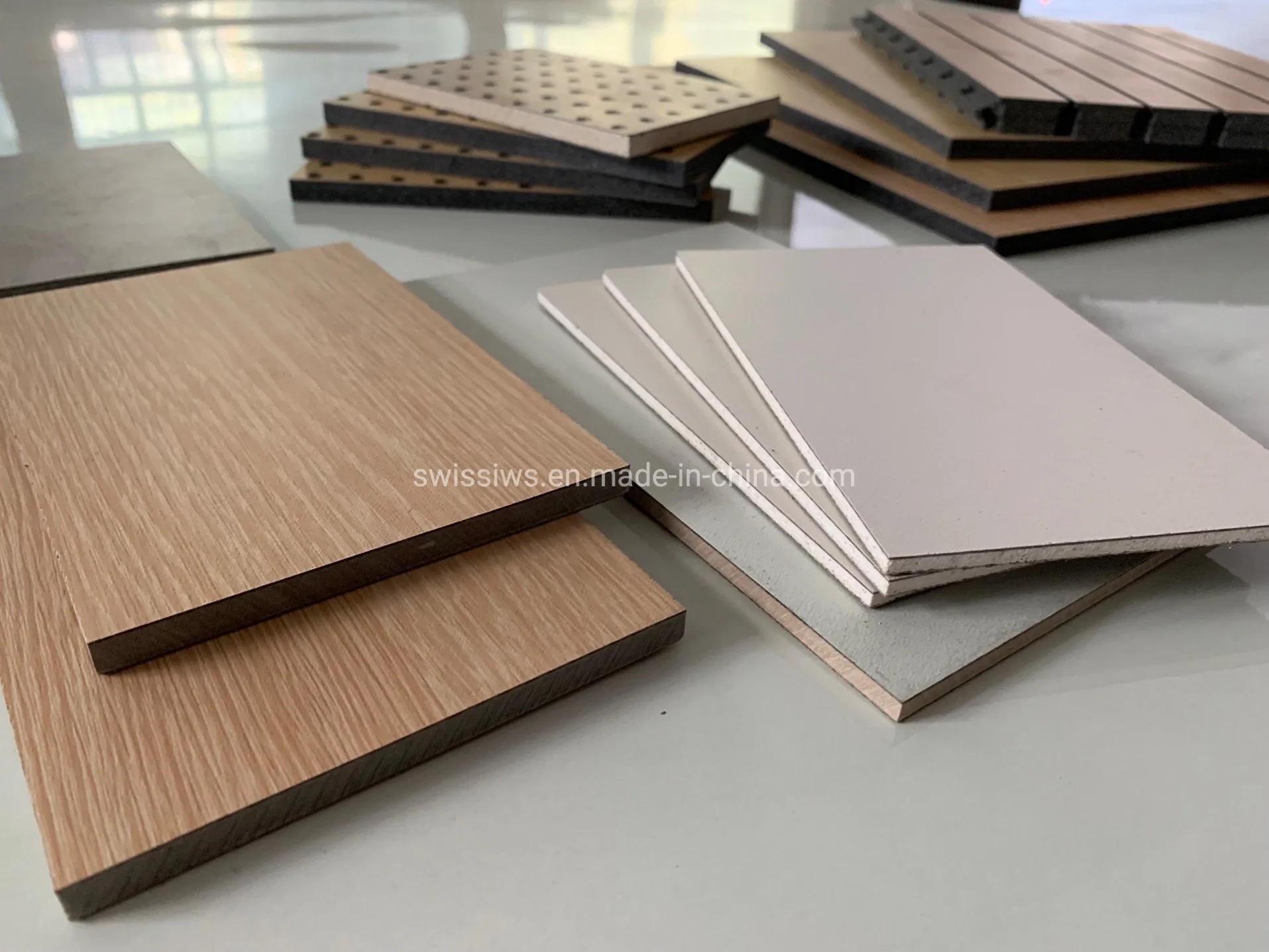 Placa resistente a fuego de óxido de magnesio de vidrio HPL de sulfato laminado MGO para Decoración interior