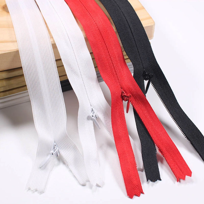 Factory High-Quality Waterproof Zippers Garment Waterproof Zipper Water Resistant Zipper Nylon 5 Zipper for Sports