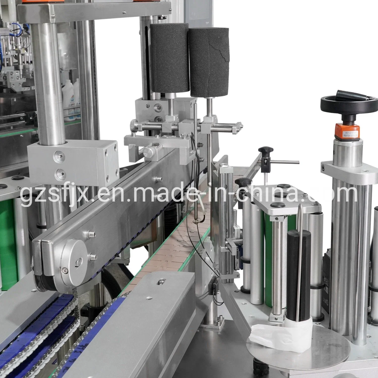 Square Bottles/Flat Bottles/Round Bottles Sticker Labeling Machine with Date Printer