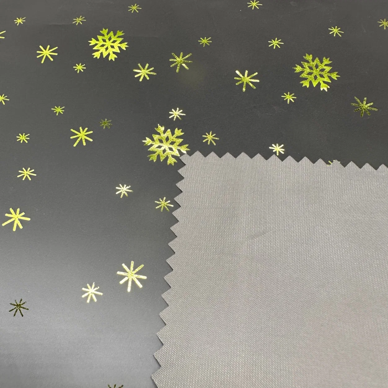 Snowflake Decoration Printed Polyester Snowflake Printed Fabric 160GSM for Outdoor Jacket