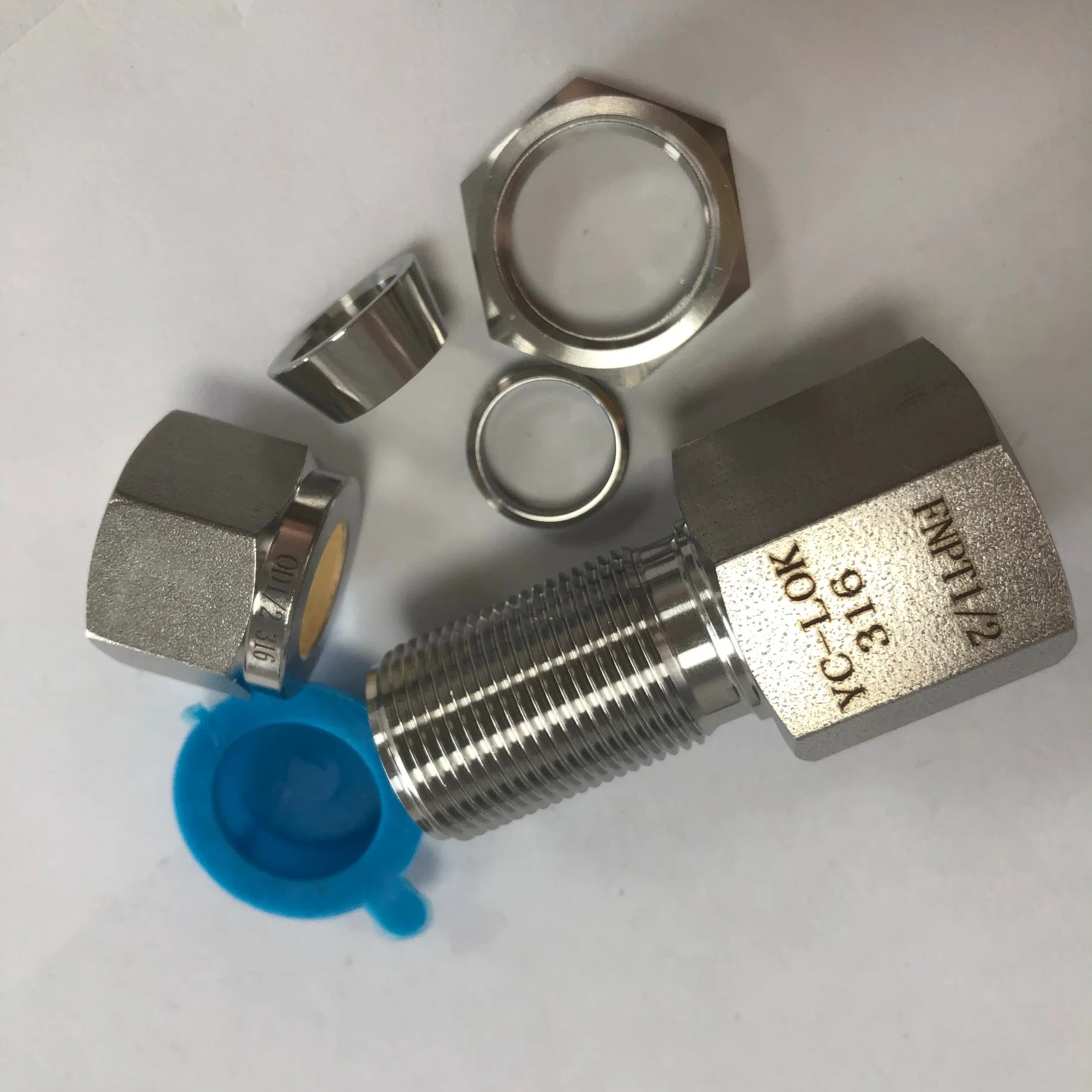 Straight Push in Tube Through Male Thread Valve Fitting