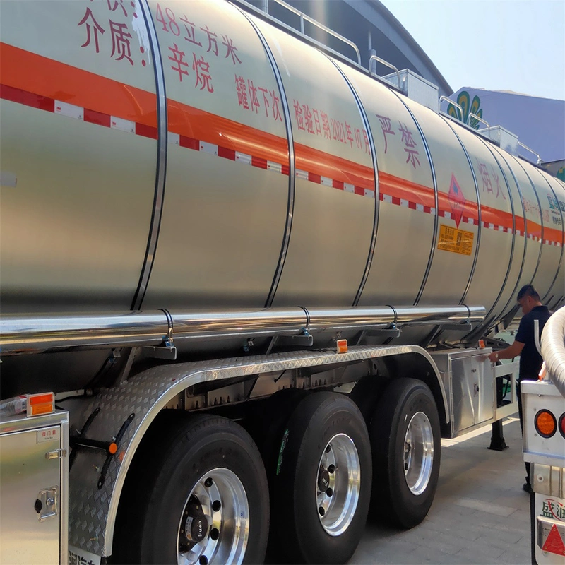 China Manufacturer 52.6m3 23.8 Ton LNG Truck ISO ASME Standard LNG Gas Tanker Cryogenic Liquid LNG Tank Truck Semi-Trailer Sale