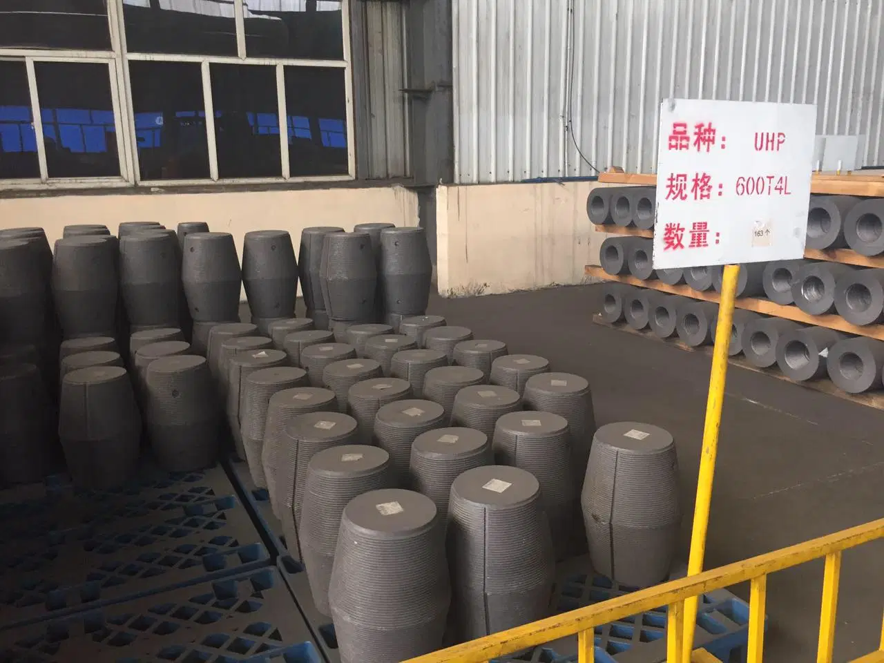 Steel Smelting Electric Arc Furnace UHP 550mm 600mm Graphite Electrodes Products for Steel Mills, Block, Powder, Mould, Sheet