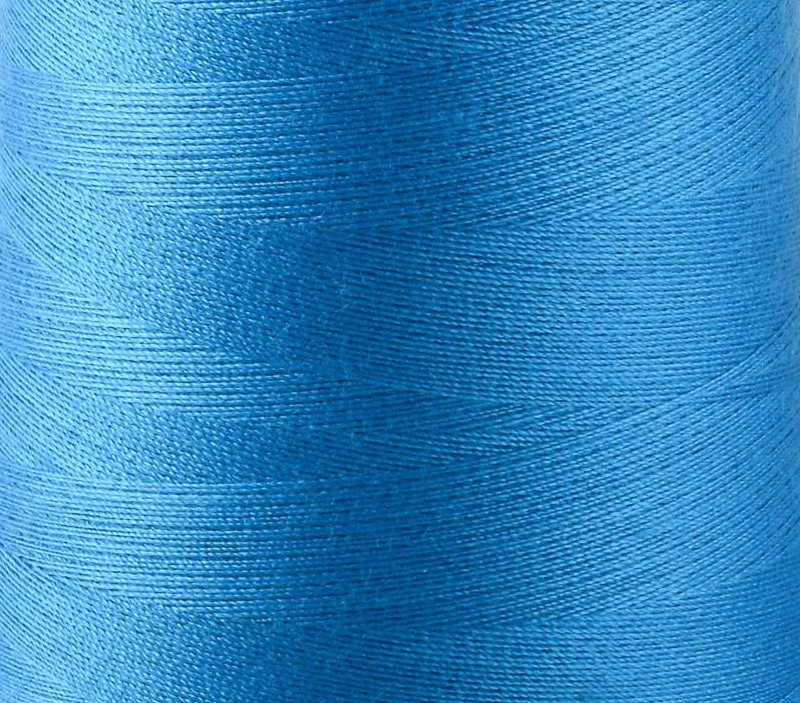 Le fil textile en polyester R&D est résistant à l'usure et résistant aux hautes températures 30s/2 100g.