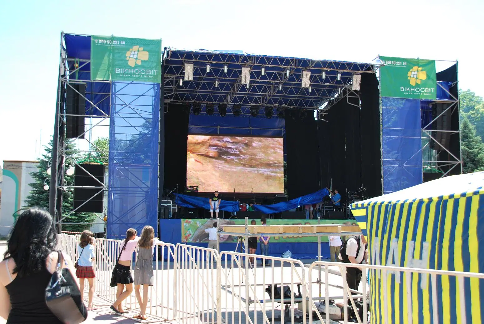 Outdoor P3.91mm LED Screen Display Video Wall for Event