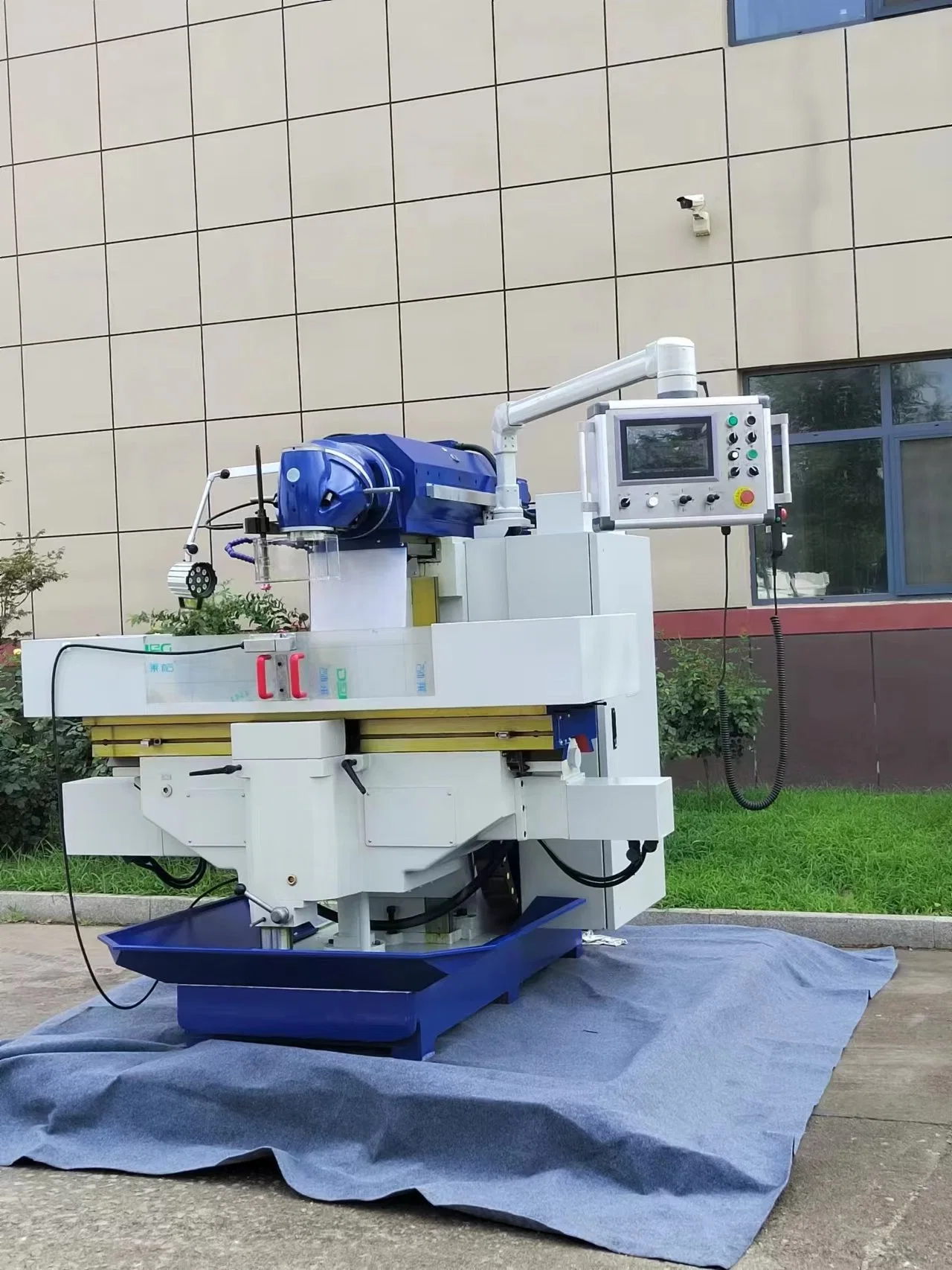 RAM Milling Machine CNC Hot Sale Production Xili Machine Tool