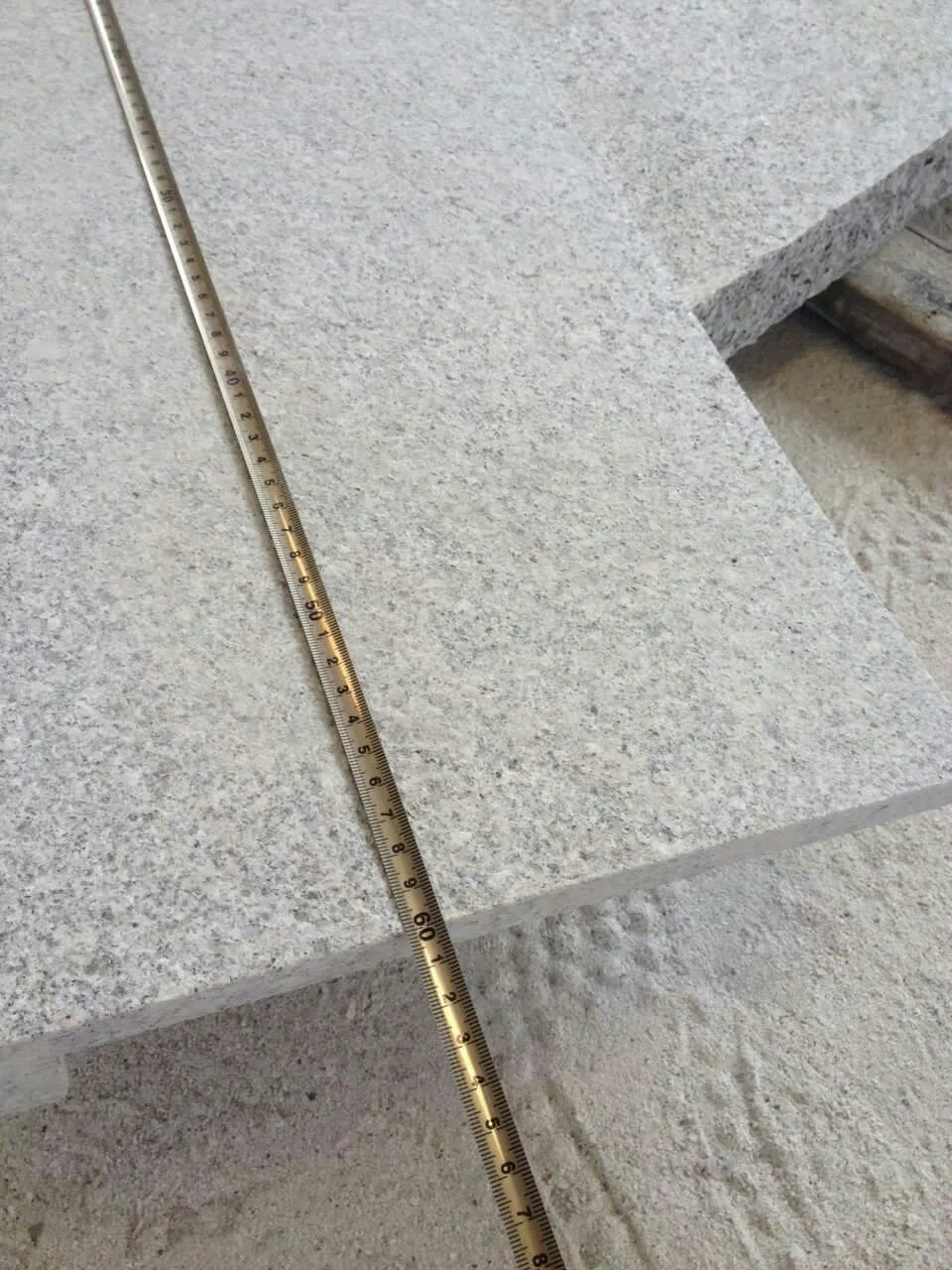 Customized Cheap Chinese G603 Granite Tile Flamed for Paving and Stairs