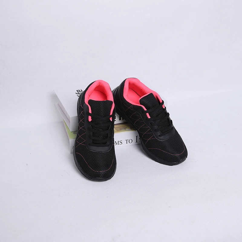 Popular Children Sports Shoes Sports EVA Sole Adult Size with Embroidery Customization