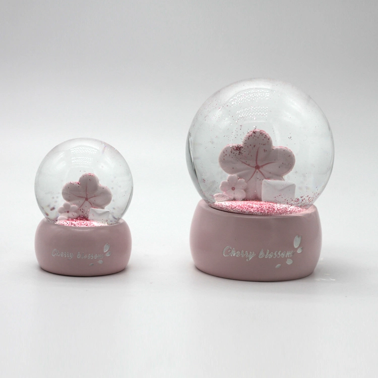 Polyresin Crafts Supplier Wedding Valentine&prime; S Day Gift Snow Globe Custom Snow Ball