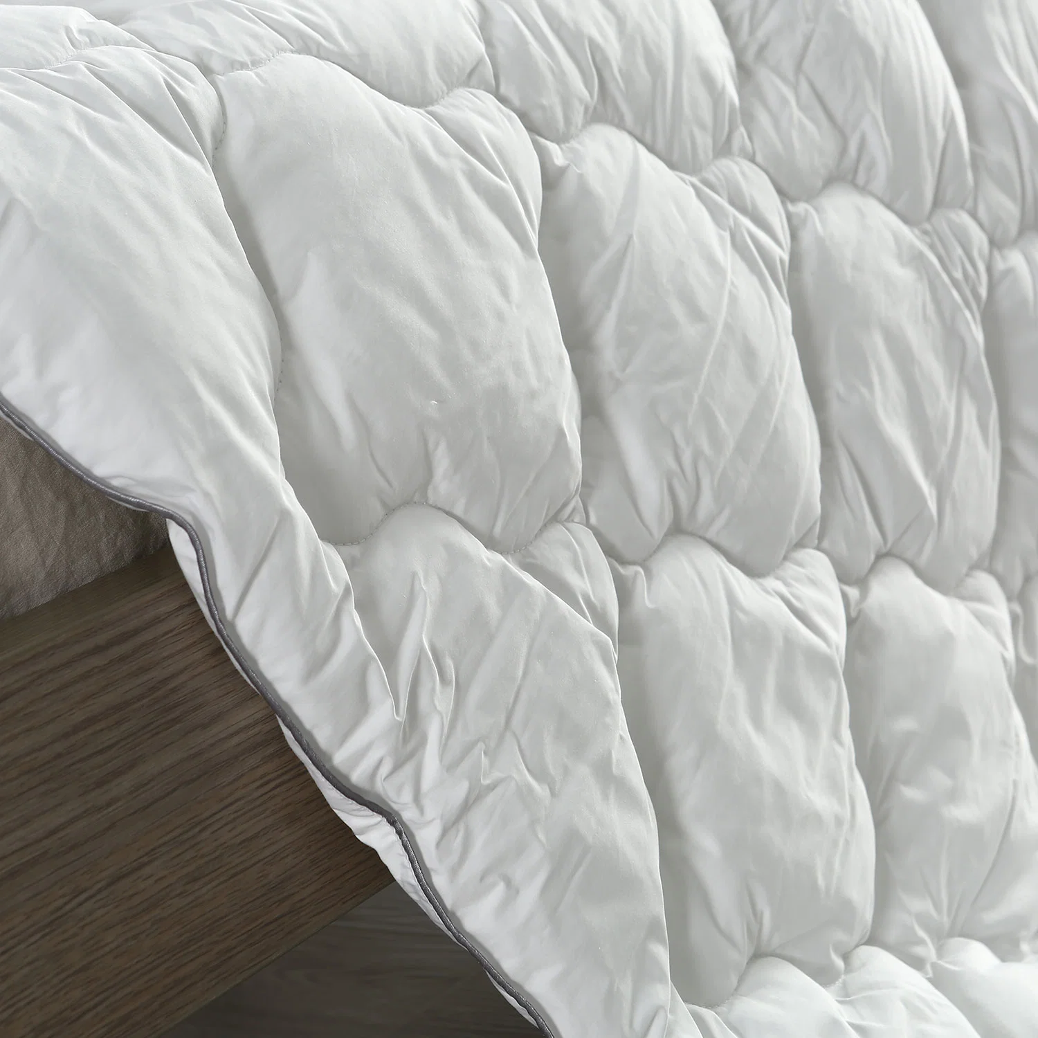 50% Modal 50% Polyester Tissu Couleur Blanc Passepoil en satin Couette